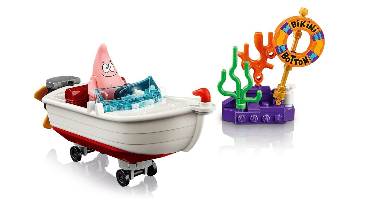 LEGO SpongeBob SquarePants set 11386 featuring Patrick's boat with minifigure and Bikini Bottom sign display.