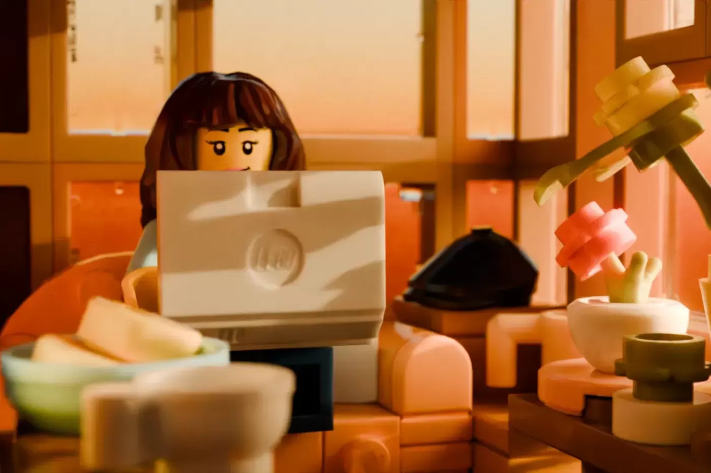 LEGO® Ideas Tekeshi Townhouse Reaches 10K Supporters, Heads to Review — side view