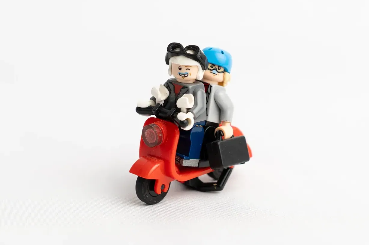 LEGO® Dumb and Dumber Ideas Project Builds Comedy Gold with 3,500 Pieces (3500) — legor dumb and dumber ideas project buil…